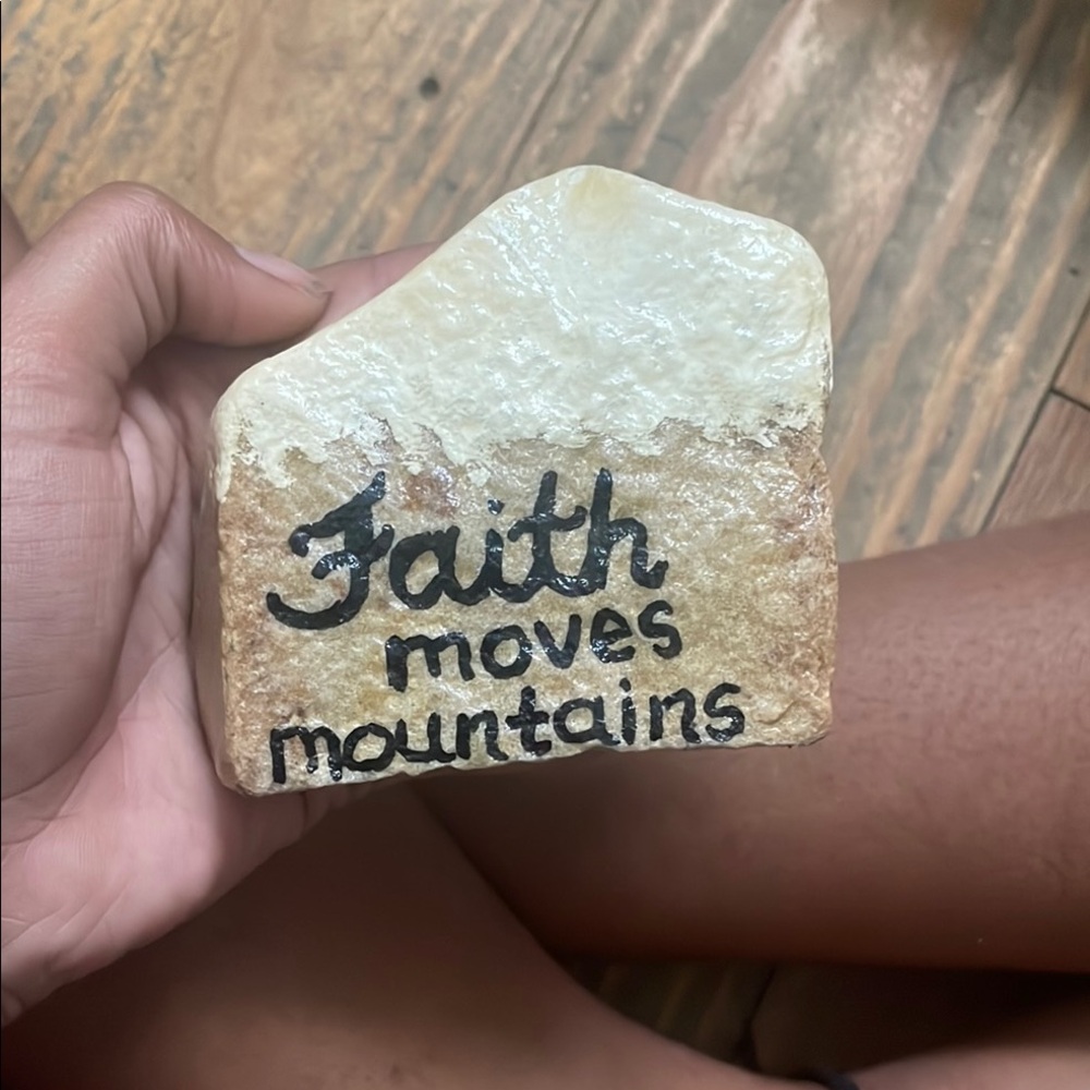 Inspirational Stone Decor